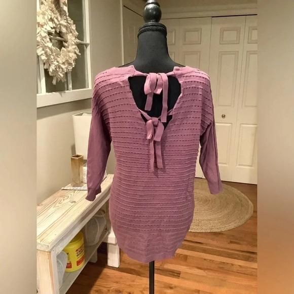 #34 Beautiful Soho Purple Lightweight Sweater with Cut Outs Size Small - Picture 4 of 8